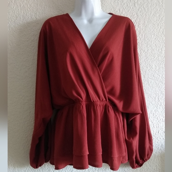 Andrea by Unit wide sleeve blouse - Picture 2 of 7